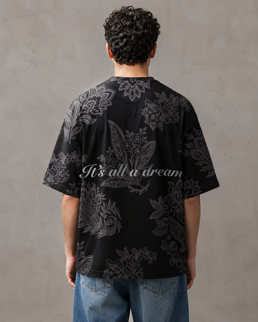 GRAPHIC TEES